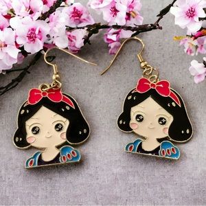Disney Snow White Earrings